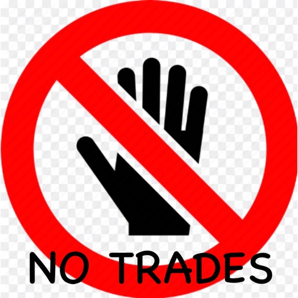 Baby Girl Gold Flamingo Shoes 🦩 - Picture 2 of 4